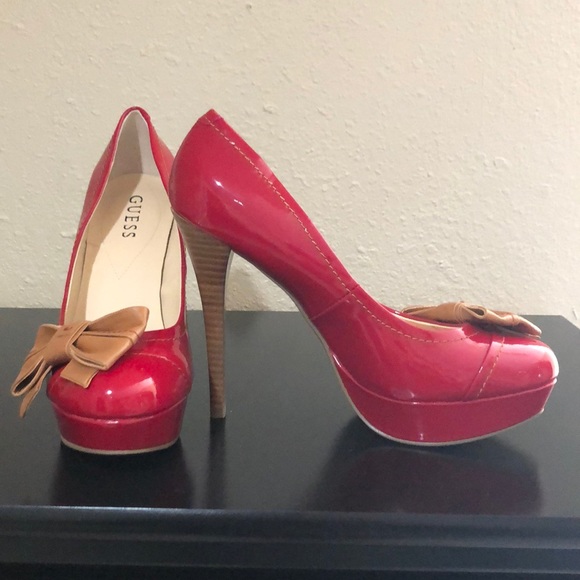 Red platform heels with bow and detail stitching - Picture 3 of 6